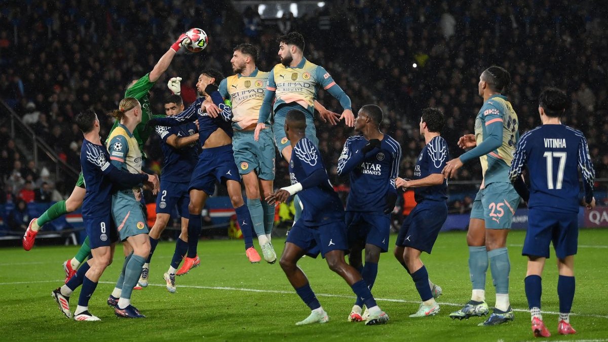 Cine transmite Roma - Real Madrid și Manchester City - PSG la TV. La ce oră încep meciurile din Champions League