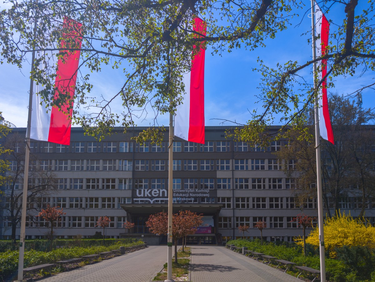 Uniwersytet w Krakowie zamyka kierunek w dniu inauguracji. Studenci zostali na lodzie