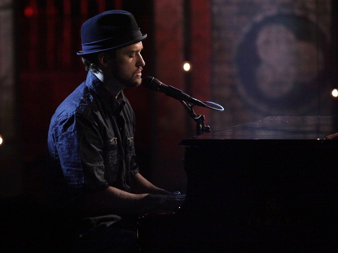 Justin Timberlake – jedna z dziesiątek gwiazd, które wzięły udział w koncercie 'Hope For Haiti Now' (22 stycznia 2010)