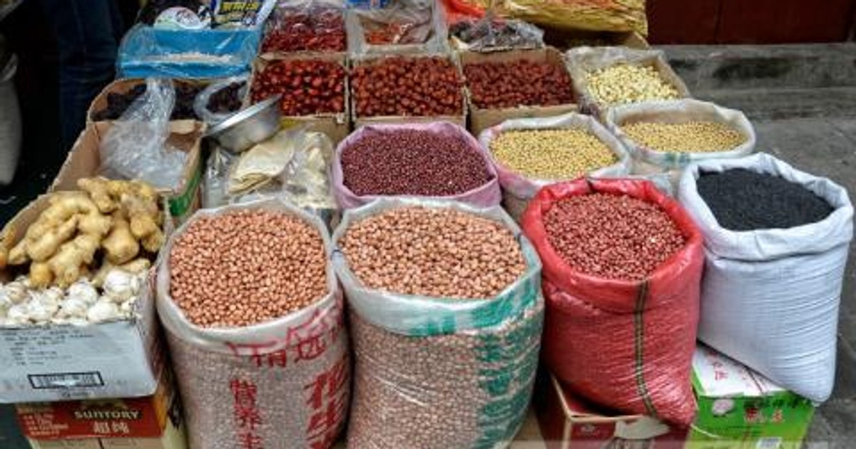 No be beans - Lagos residents lament as price of beans skyrockets - Vimarsana News