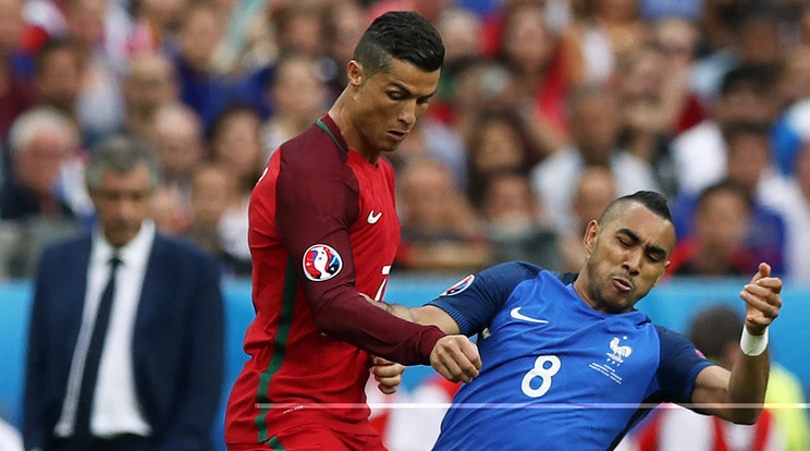 A franciák elleni döntőben Payet
(jobbra) okozta a térdsérülést /Fotó: AFP
