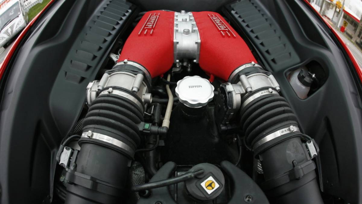 Silnik Ferrari V8 4,5 litra