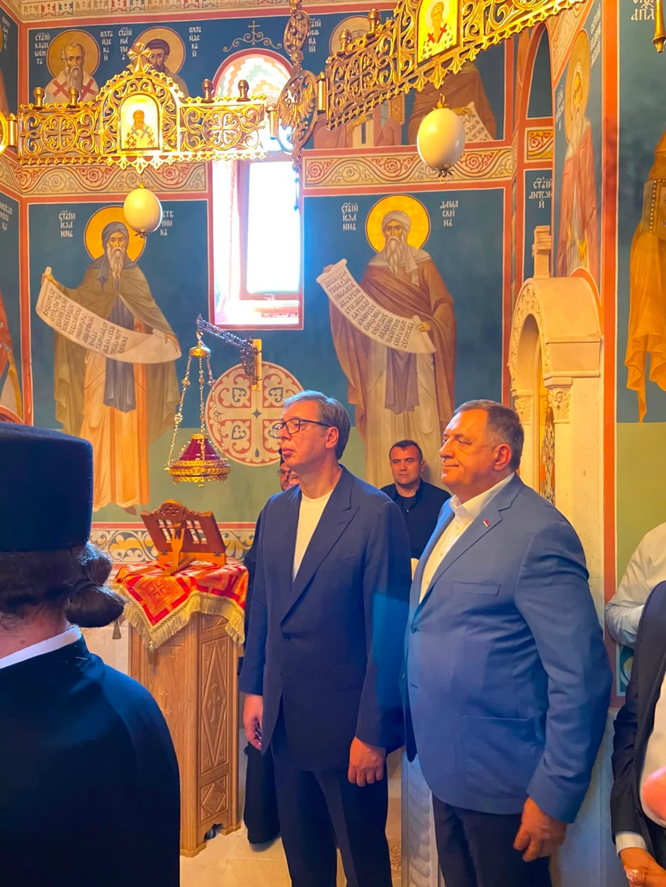 Vucic u manastiru Rmanj