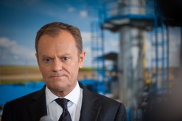 Tusk: UE musi być silniejsza wobec eksporterów energii