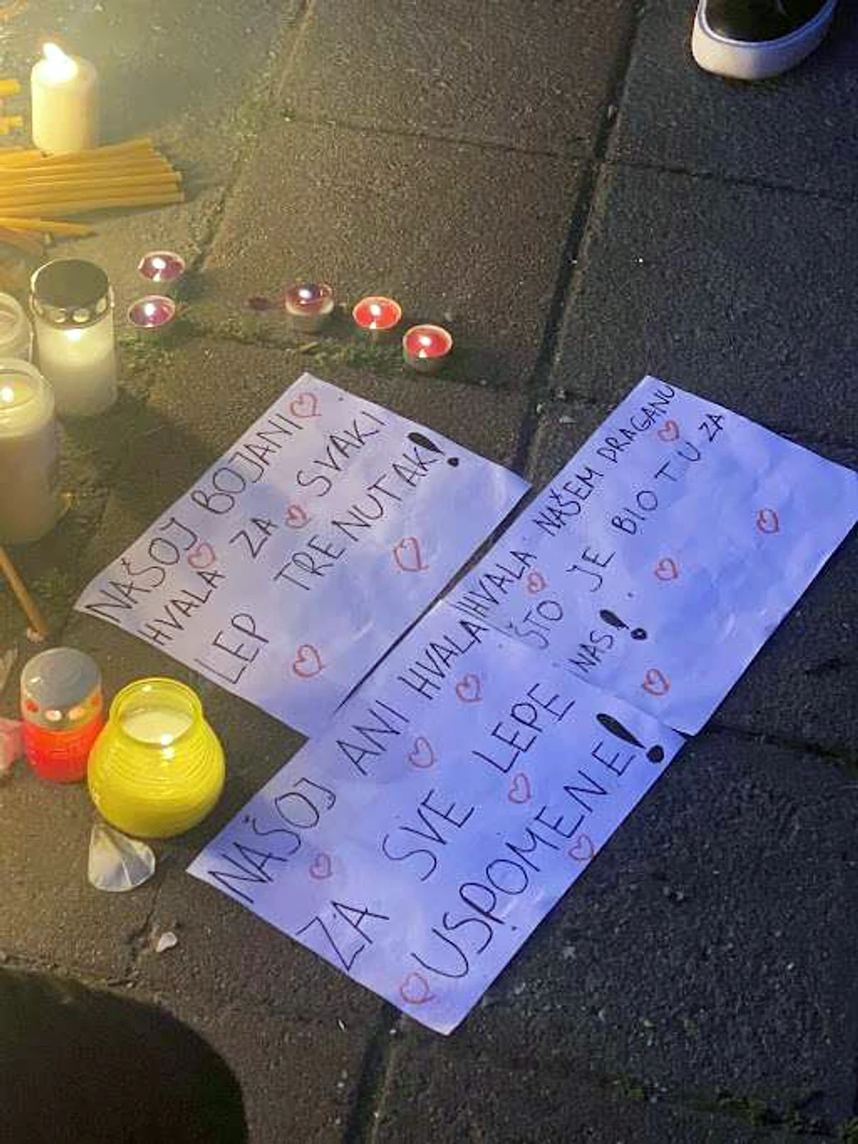 Bolne poruke i poslednji pozdravi poginulima