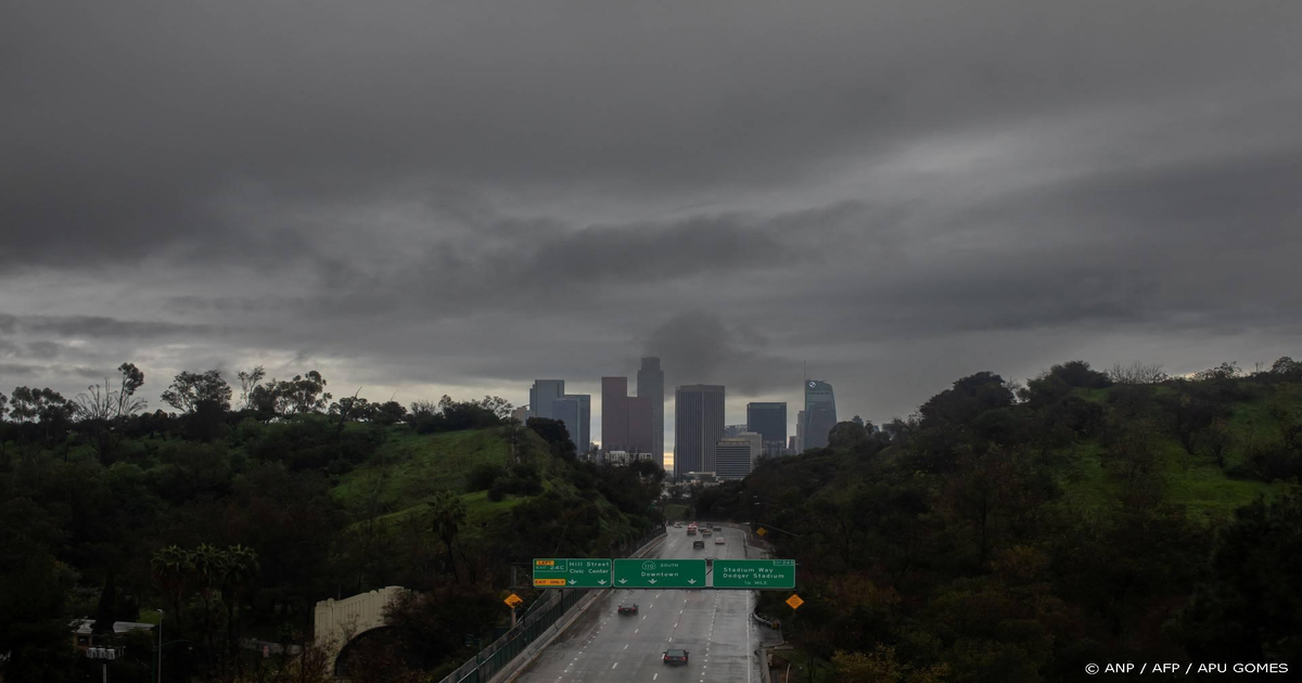 Noodtoestand-Los-Angeles-De-storm-brengt-maanden-regen-in-enkele-dagen