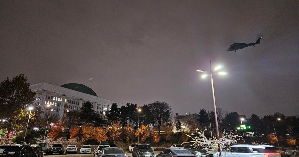 Megtörte a csendet Dél-Korea elnöke: a hadiállapotról beszélt