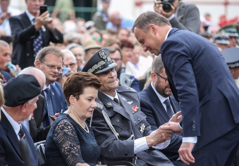 Zgrzyt na obchodach. Prezydent wysłuchał gorzkiej krytyki ze strony powstańca