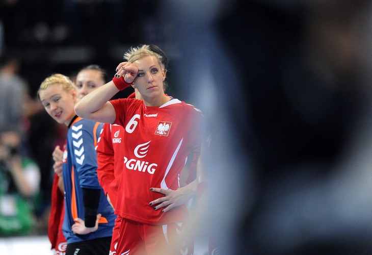 Smutek i łzy polskich szczypiornistek po porażce z Danią