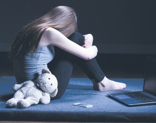 IGF 2021: Dziecko w sieci zagrożeń „Rodzice nie mogą iść na łatwiznę”