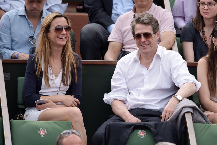 Hugh Grant i Anna Eberstein