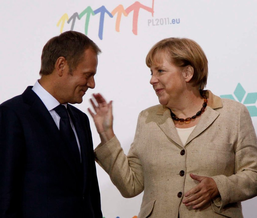 Tusk rozmawiał z Merkel o kryzysie