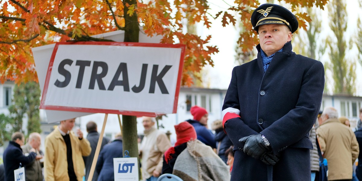 W poniedziałek, 22 października, 67 osób zostało dyscyplinarnie zwolnionych z powodu nieprzystąpienia do pracy przez uczestnictwo w strajku w PLL LOT