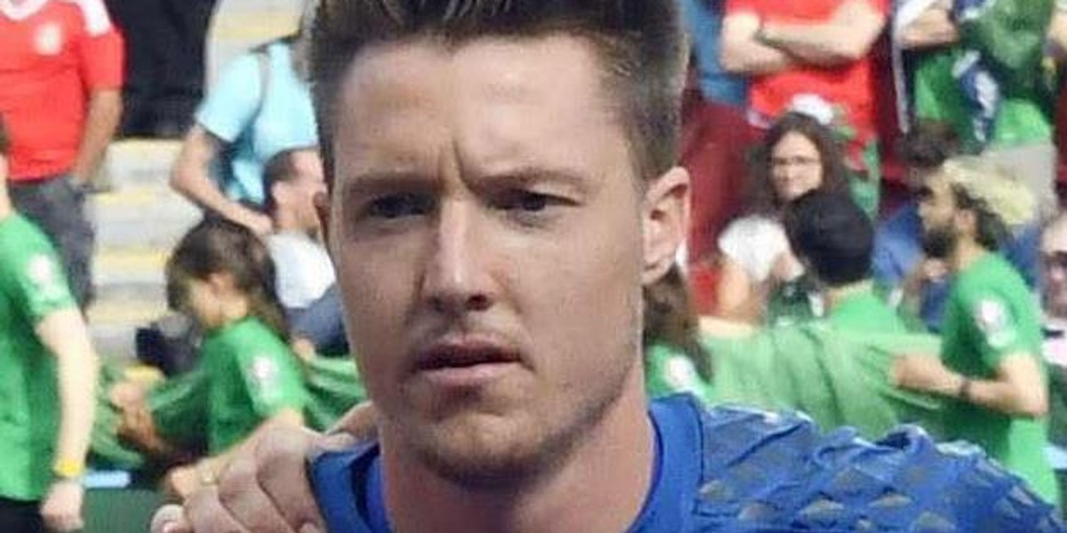 Wayne Hennessey wykonał nazistowski gest