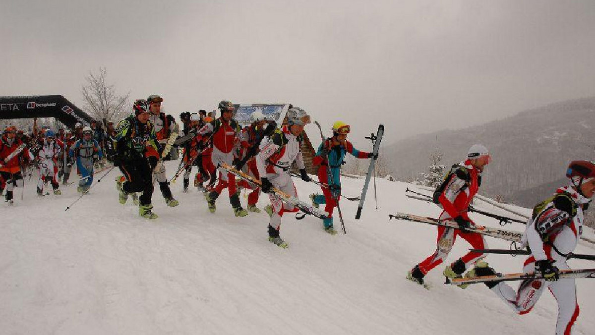 6 marca 2011 roku w Zawoi na stacji narciarskiej Mosorny Groń odbędą się VI Zawody Skitourowe o Puchar Polar Sportu - jedna z największych imprez w narciarstwie skitourowym w Polsce.