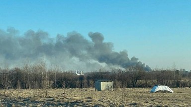 Wybuchy we Lwowie. Czarny dym w pobliżu lotniska