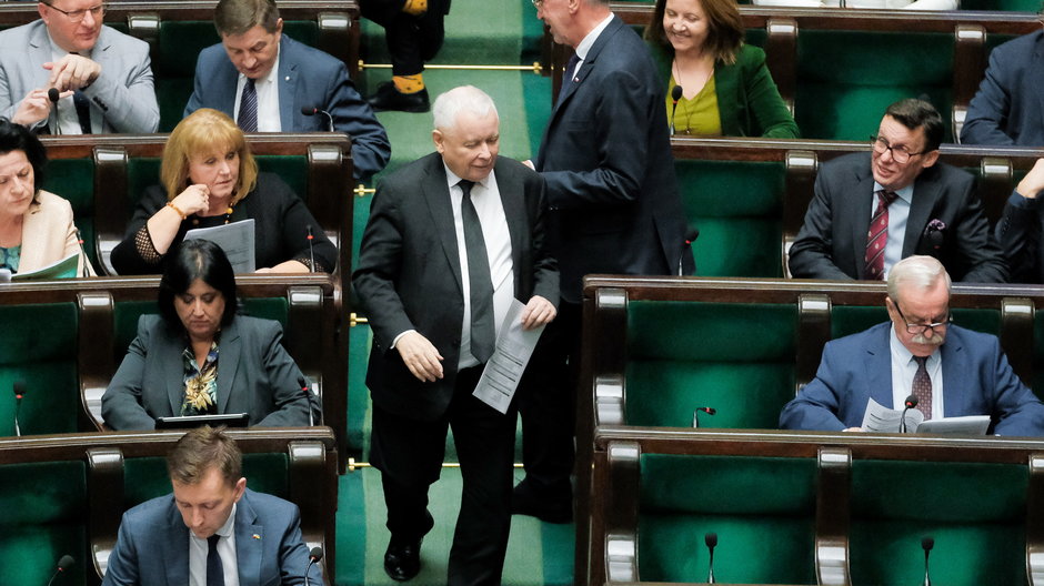 Prezes PiS Jarosław Kaczyński w sejmie na sali obrad