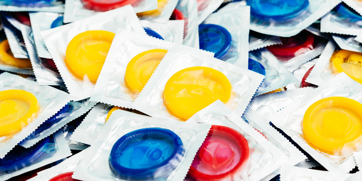 Stawka podatku VAT na prezerwatywy ma wzrosnąć z 8 do 23 proc.