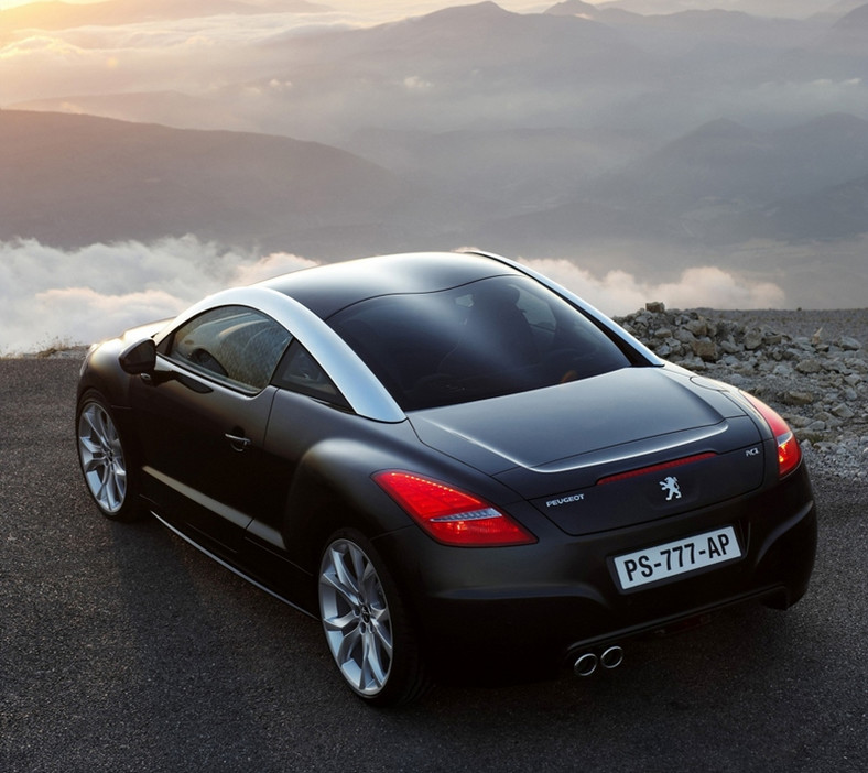 Peugeot RCZ vs RCZ