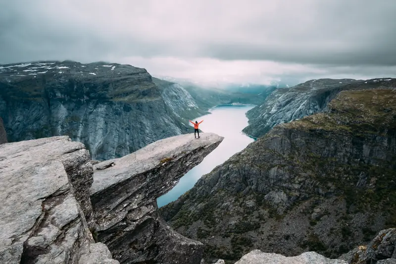 Norwegia to kraj, w którym kobiety czują się bezpiecznie Fot. Benjamin Davies