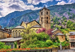 Evropska zemlja preklinje turiste da dođu: Priroda kao u Švajcarskoj i nema gužve