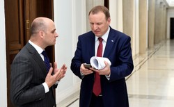 Pucz w TVP się nie udał. "Ważny polityk" PiS zapowiada koniec Rady Mediów Narodowych