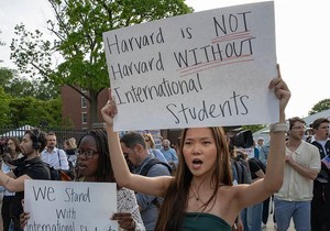 Studenti Univerziteta Harvarda su 27. maja održali skup podrške stranim studentima | Foto: Getty Images