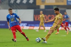 Trzy punkty zostają w Gliwicach. Piast lepszy od Widzewa [WIDEO]