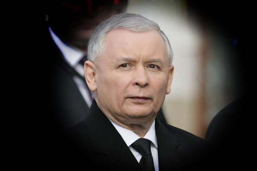 Kaczyński pod wpływem "talibów"?