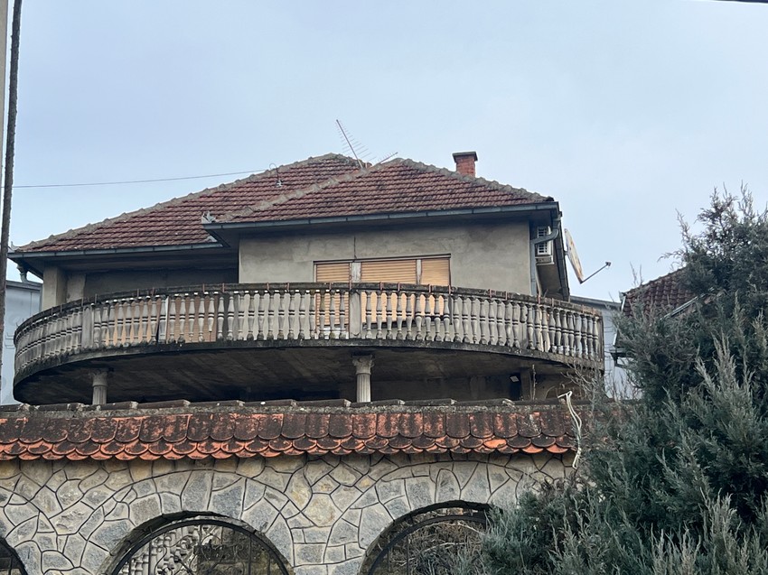 Vila bivšeg verenika Jovane Jeremić