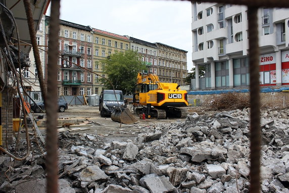 "Manhattan" na pl. Grunwaldzkim we Wrocławiu