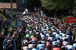 Henao zawieszony z powodu nieprawidłowości w paszporcie biologicznym