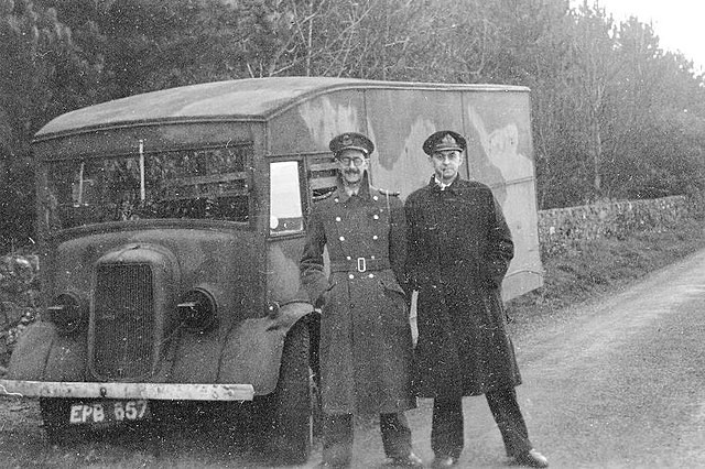 Oficerowie brytyjskiego wywiadu: Charles Cholmondeley and Ewen Montagu (1943 r.)