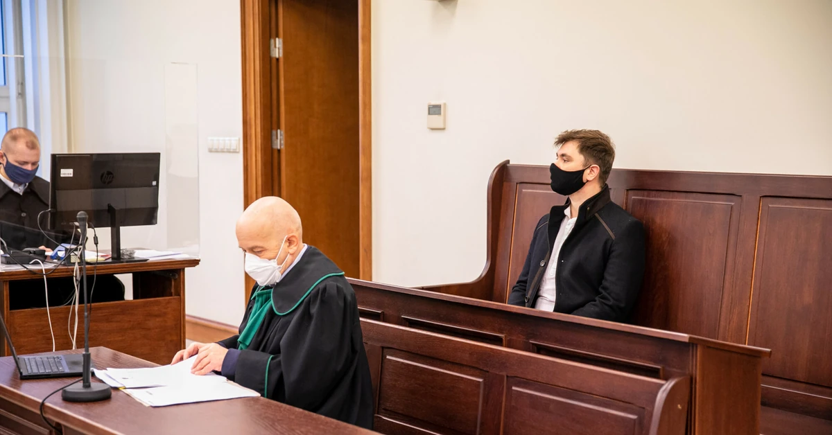 Daniel Martyniuk słono zapłaci za wybryki w samolocie. Co na to jego rodzice?