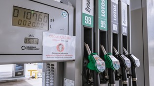 Jest szansa na obniżki cen paliw na stacjach pod koniec wakacji