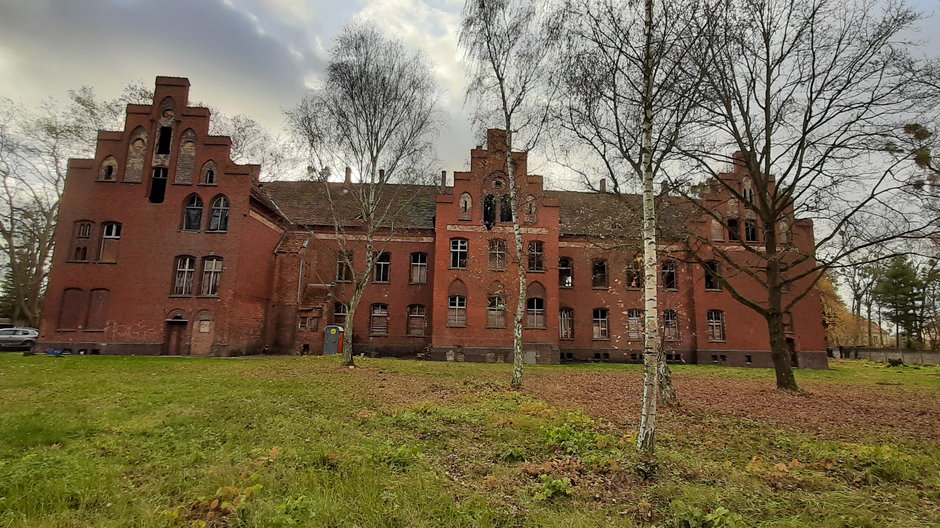 Owińska dawny szpital psychiatryczny, pawilon fot. Powiat Poznański