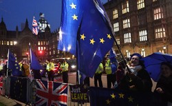 Izba Gmin zagłosowała przeciw bezumownemu brexitowi. Ta poprawka niczego jednak nie zmieni