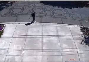 Novi snimak na kom se navodno vidi osumnjičeni za ubistvo Čarlija Kirka