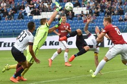 Wisła Kraków wygrała u siebie z Pogonią Szczecin 2:1