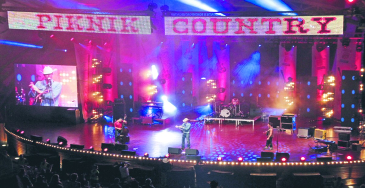 Piknik Country w Mrągowie. Każdy twórca muzyki i tekstu może podpisać umowę z ZAiKS LESZEK RUSEK/REPORTER