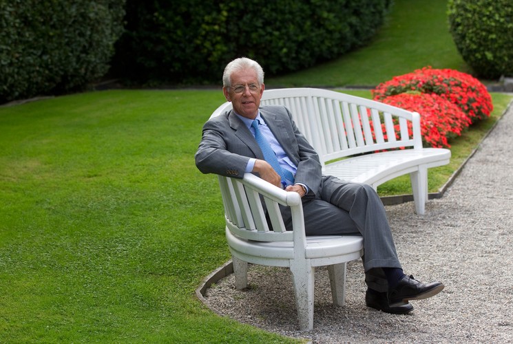 Pot i łzy – do tego będzie się sprowadzał w nadchodzących dwóch latach program nowego rządu Włoch. Nowy premier Włoch Mario Monti utworzył - jak sam stwierdził - 