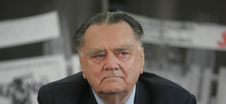 Olszewski do Mazurka: Bez decyzji Kaczyńskiego nie można było zdymisjonować Macierewicza