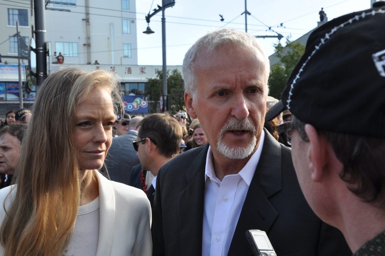 James Cameron z żoną Suzy Amis