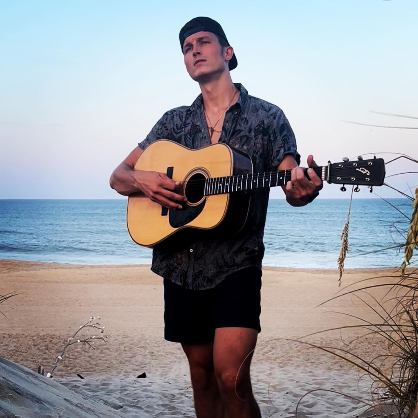 Country spevák Spencer Hatcher.