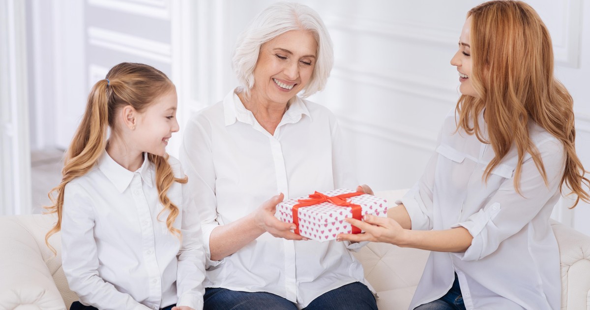 Dzień babci: Najlepsze pomysły na prezent z okazji Dnia Babci