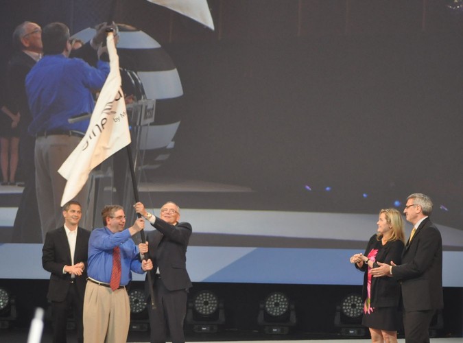 To koniec. Flaga Imagine Cup trafia do przedstawicieli Australii