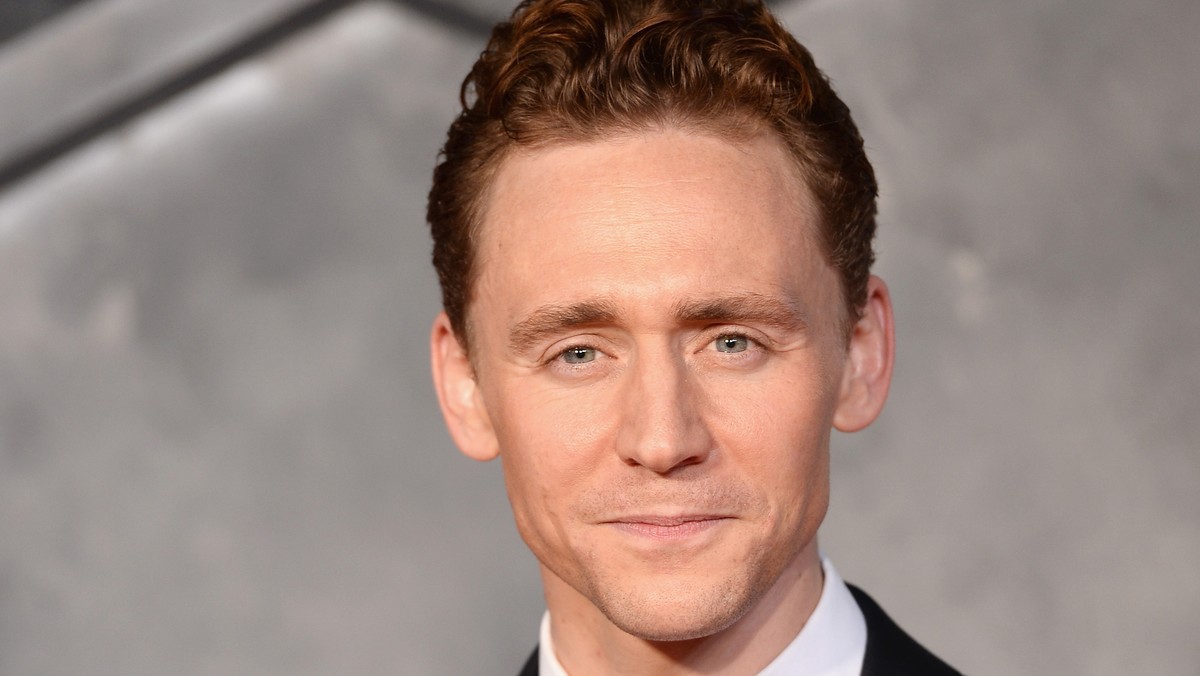 Tom Hiddleston podczas wywiadu promującego film "Thor: Mroczny świat" zaśpiewał utwór "Get Lucky" grupy Daft Pank. Aktor zmienił słowo "lucky" na "loki", tym samym nawiązując do postaci, którą gra w filmie o nordyckim bogu.