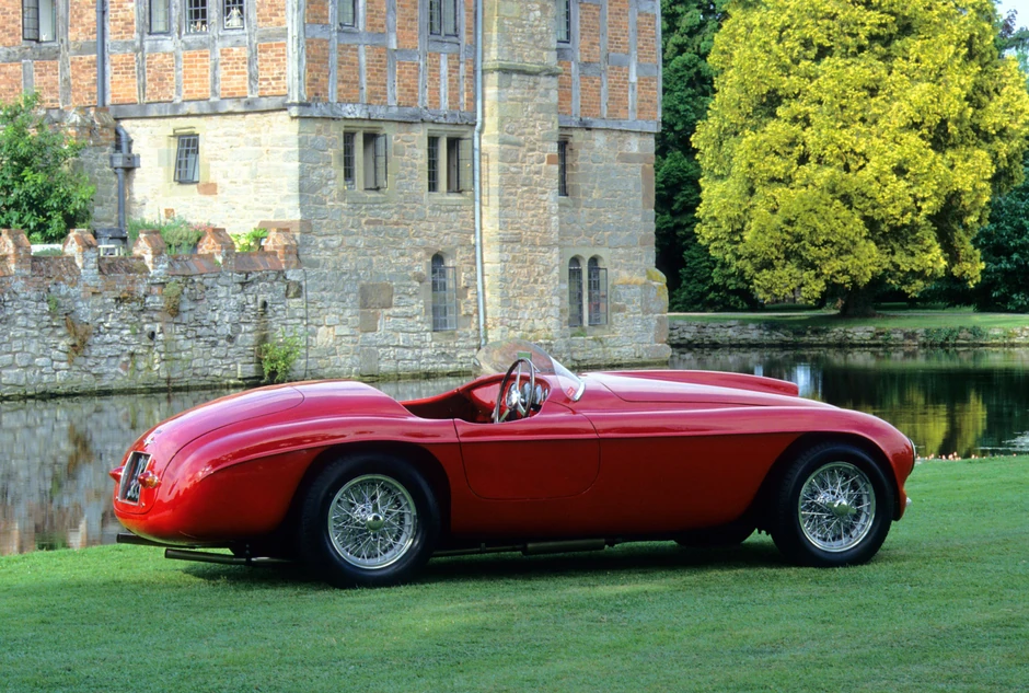 Jedan od prvih Ferarijevih modela automobila