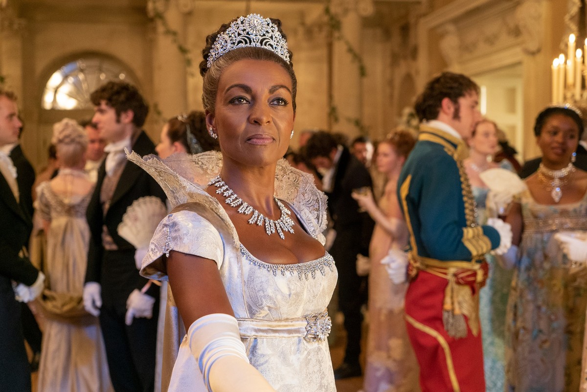 Adjoa Andoh jako Lady Danbury w serialu "Bridgertonowie"