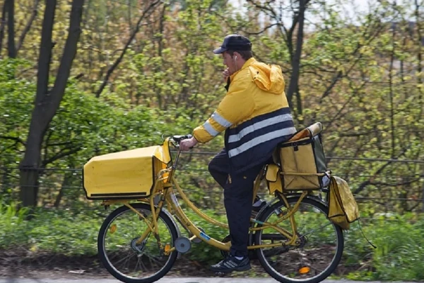 POŠTAR pio 10 LITARA VODE DNEVNO, lekari su sumnjali da ima dijabetes, a onda su otkrili da se OVA BOLEST krije u njegovom telu 